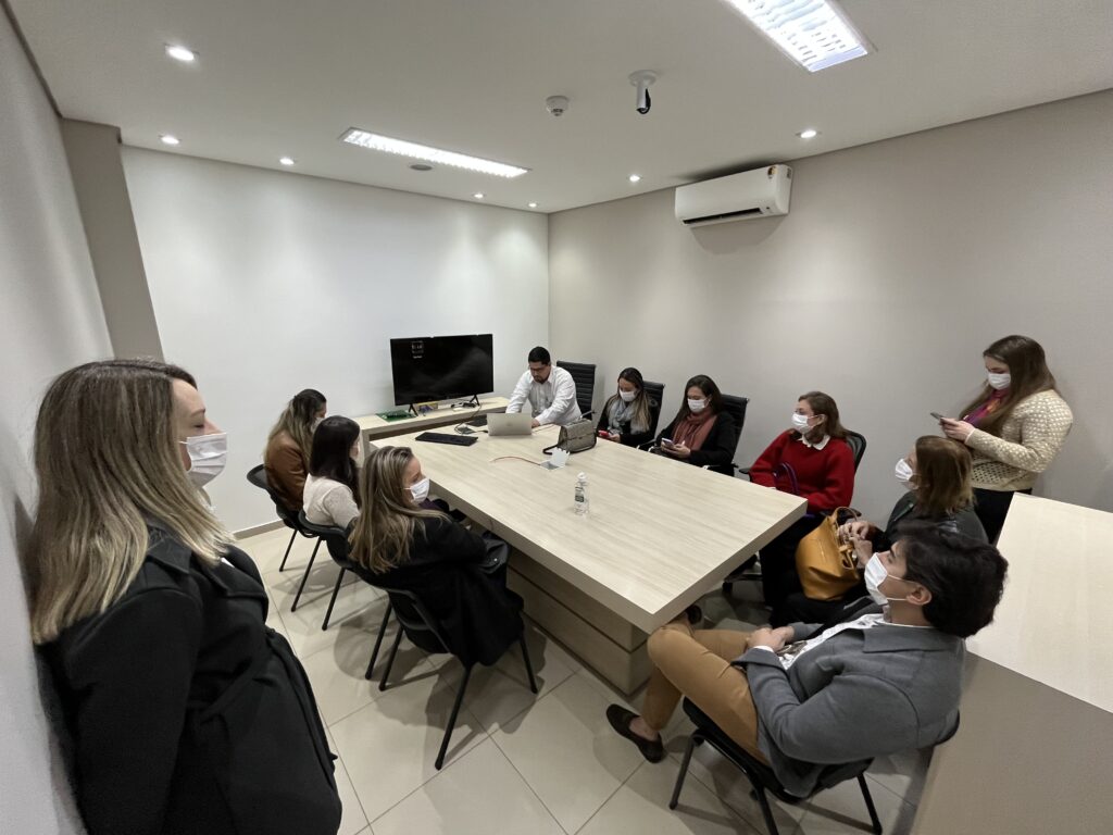 Coordenadoras de Saúde do Unicive conhecem de perto a realidade do Centro Oncológico da Unimed Maringá