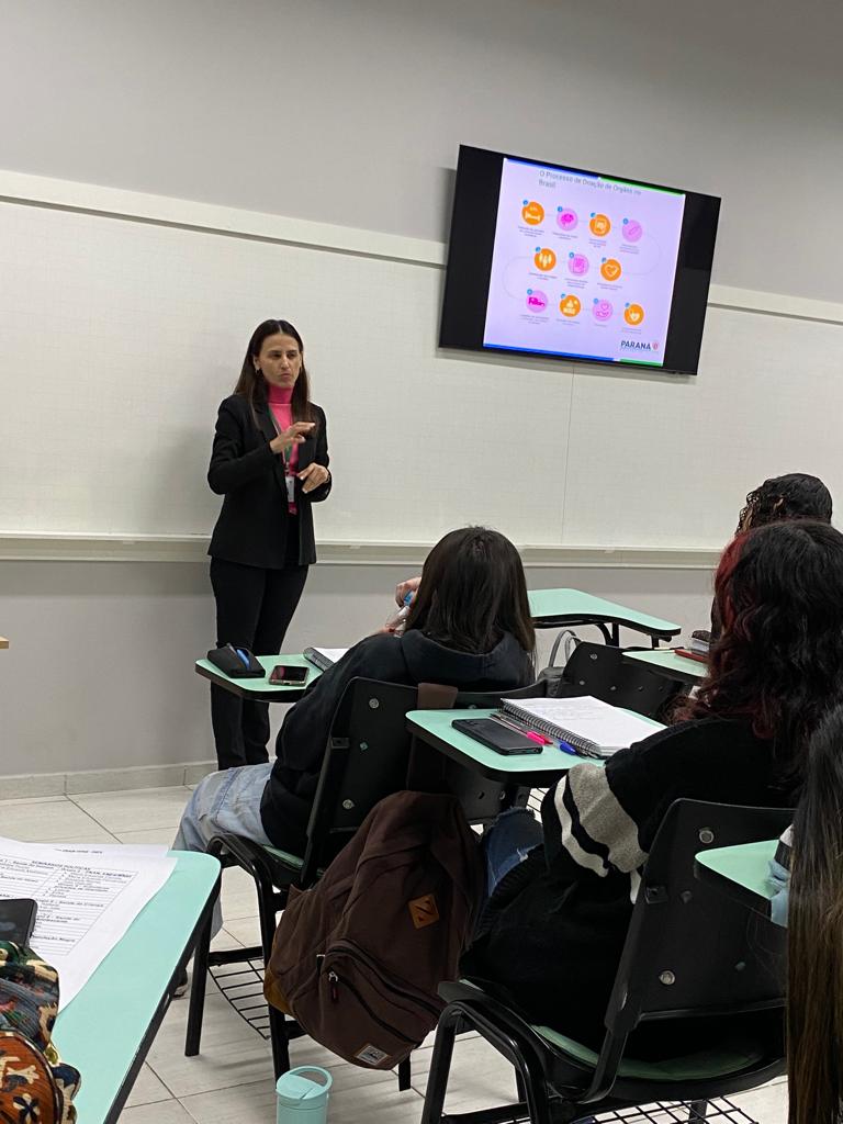 Cursos de Saúde reúnem calouros para aula inaugural