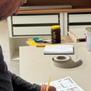 Inovação: Aluna de Design de Interiores revoluciona marcenaria em móveis planejados